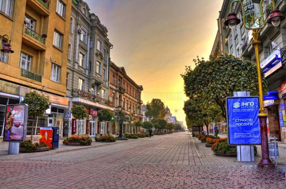 Apartment In The City Center ايفانو - فرانكيفسك المظهر الخارجي الصورة